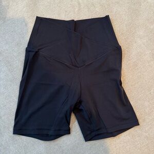 Aerie Crossover 5" Bike Short
